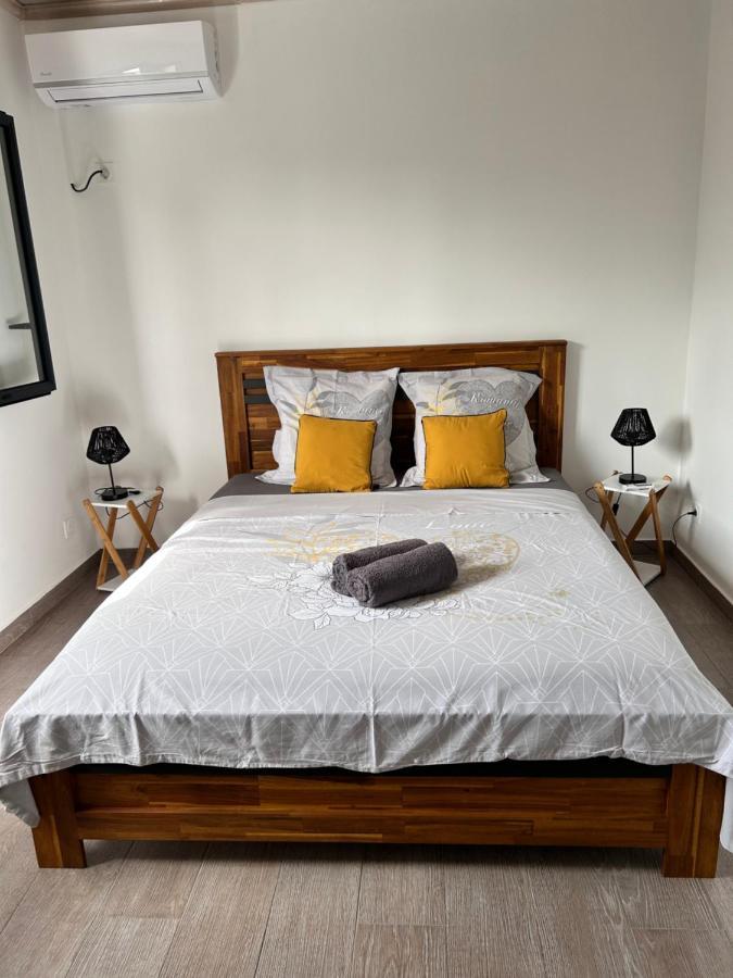 Arbre A Pain Hotel Bras-Panon Bagian luar foto